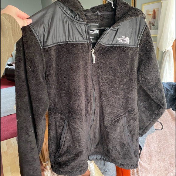 — - Picture 1 of 2